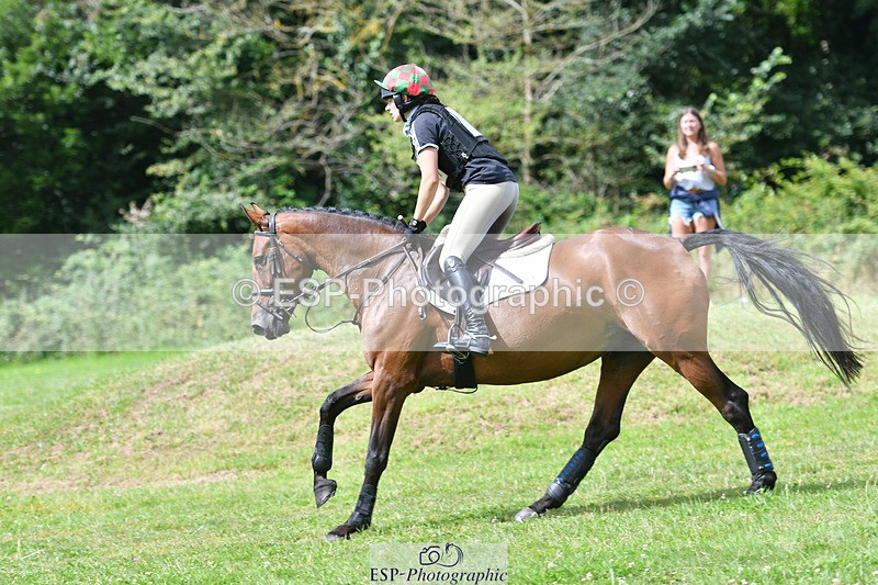 240804-104915-10474 - 357-Georgina_Ewell-LASAIRFHIONA