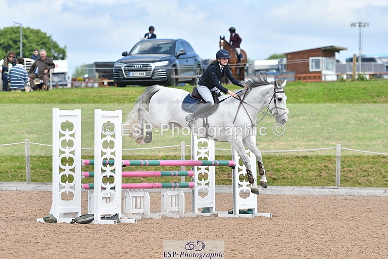 240609A-114845-04757 - Cls 17 Snr 1.05m Open