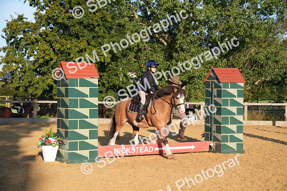 SBM_58935 - J63 - Minis Clear Round 30cm 40cm