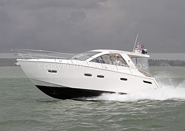 100501 CAPRI TIDE IMG_6196jpg - Motorboats - Hardtop