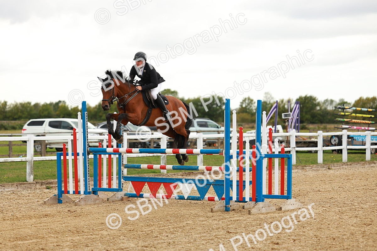 SBM_001483 - Class 4 - Senior Newcomers - 1.10m