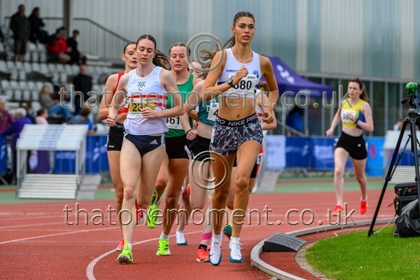 Nat26SUN-920149 - Track Female