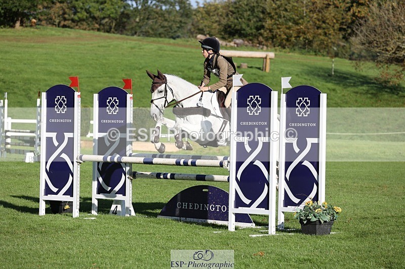 231022-101757-24438 - 646-SKIPTOTHEGOODBIT-Sophia.Mcdonald-TrotUp+SJ