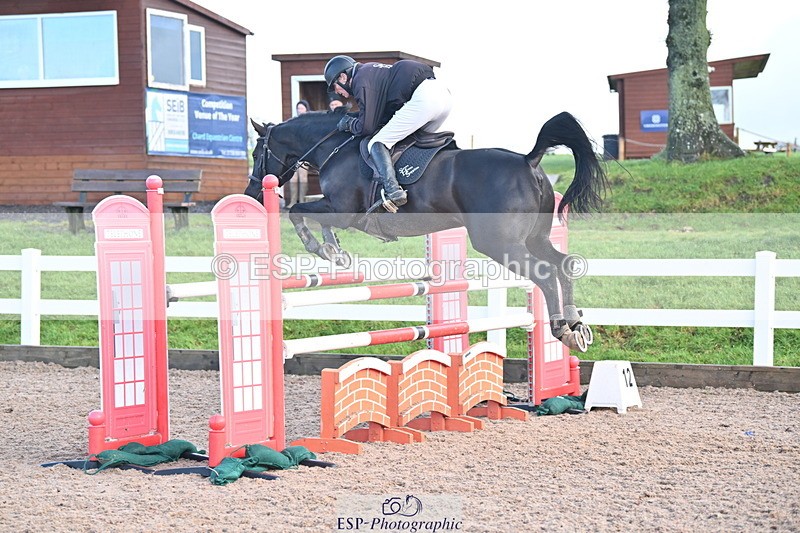 231210A-123608-02469 - Cls 19 Snr 1.05m Open