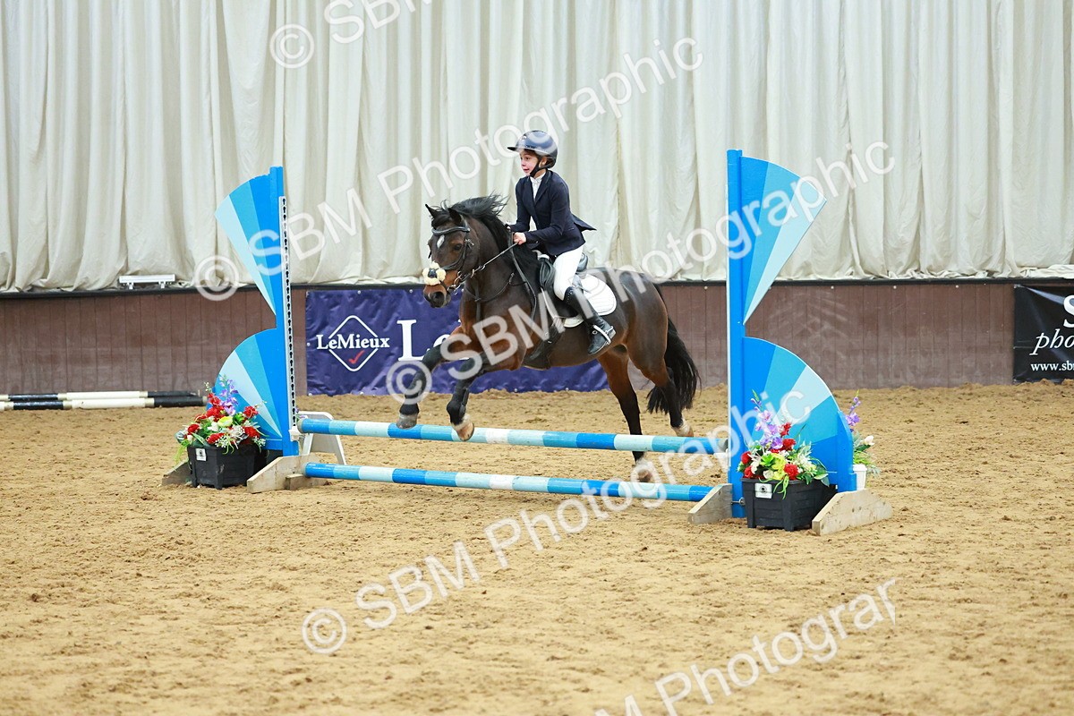 SBM_002495 - Class 3 - Horse & Hound (60cm)