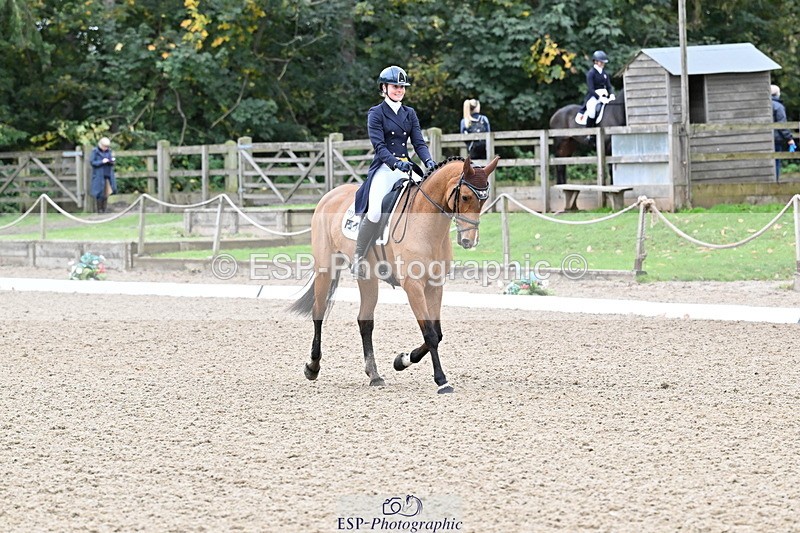 251022A-144031-00348 - B-105-Emily.Grace