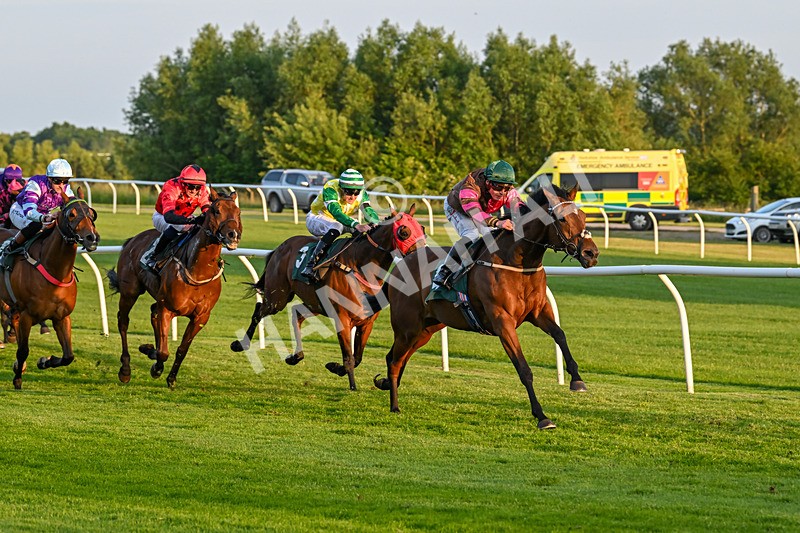 100625-Race 8-Coconut Bay-7828 - Race 8