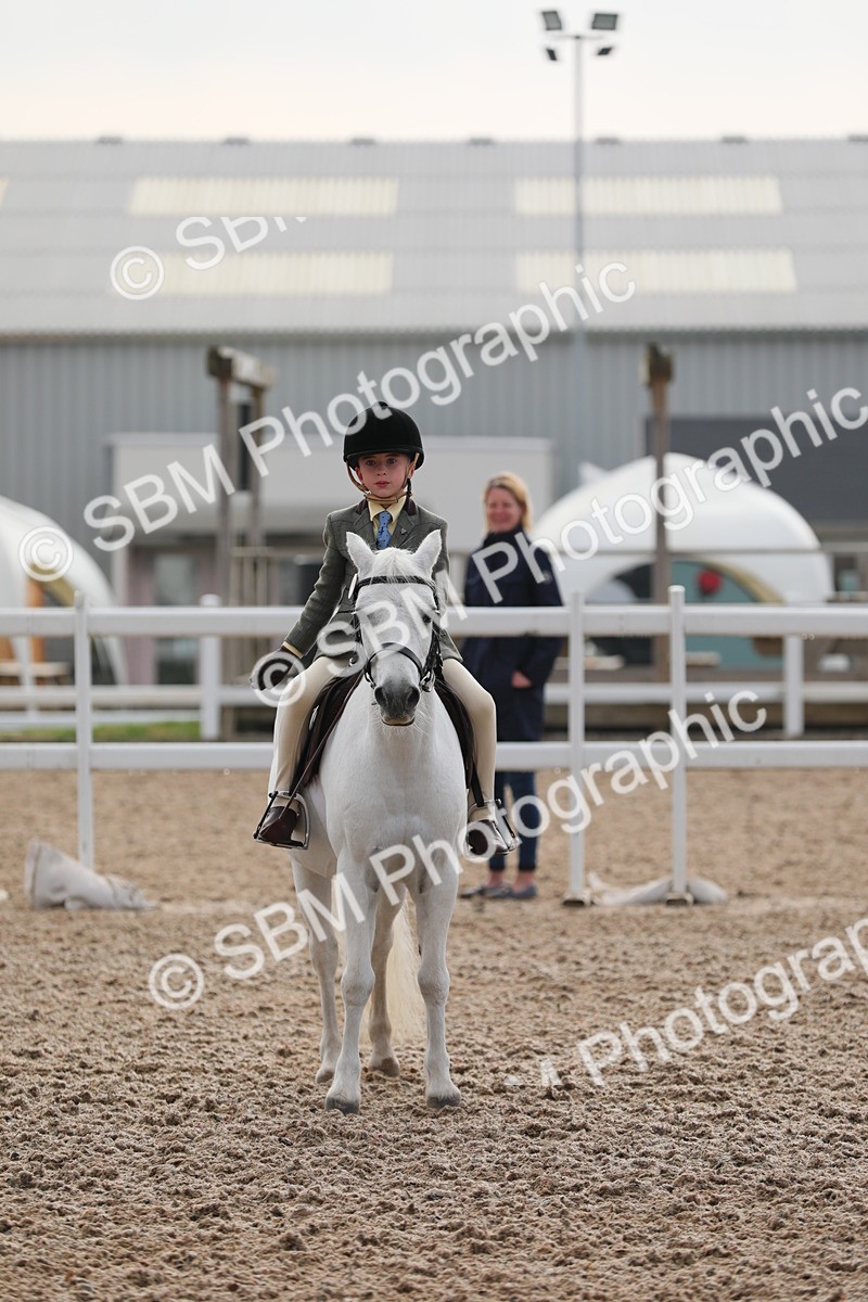 SBM_09662 - Class 301 Ridden M&M -Small Breeds