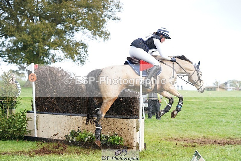 231021-134936-17432 - 442-BICTON.INCREDIBLY.DUN-millie.jo.challinor-SC+XC