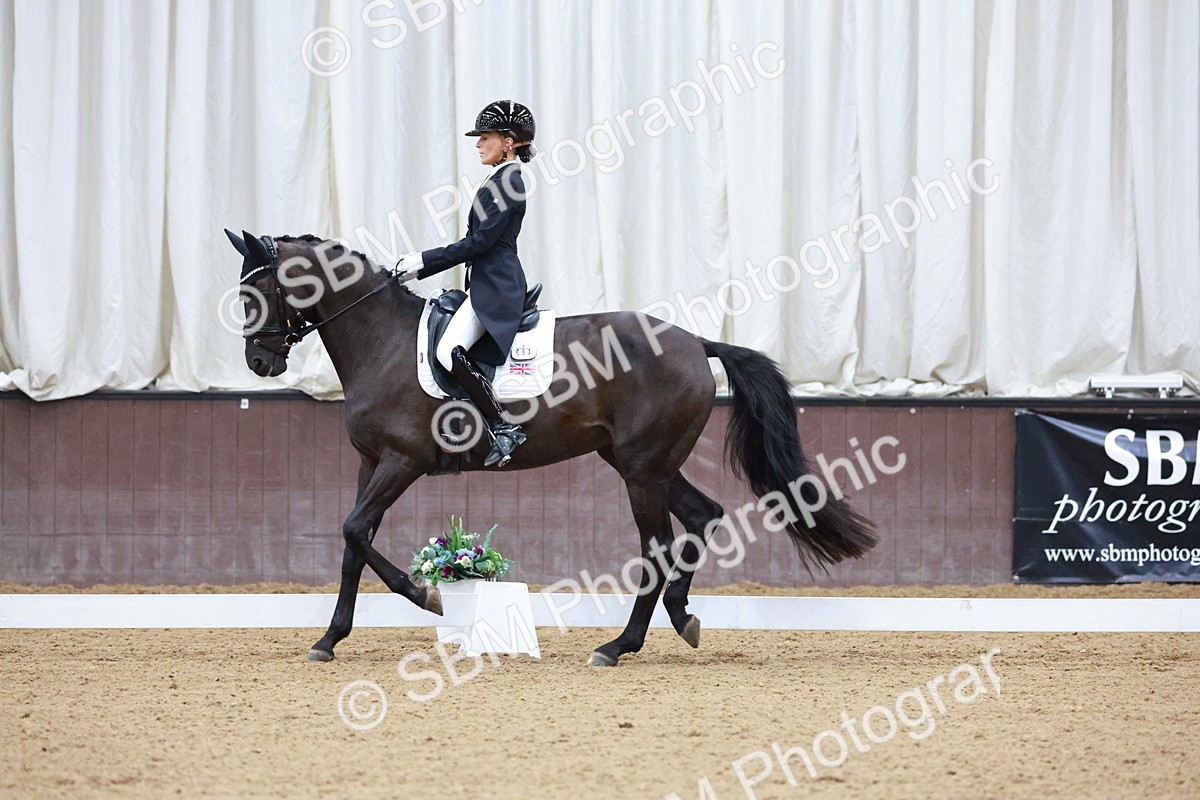 SBM_021188 - Class 14 - FEI Grand Prix - 17.40-18.34
