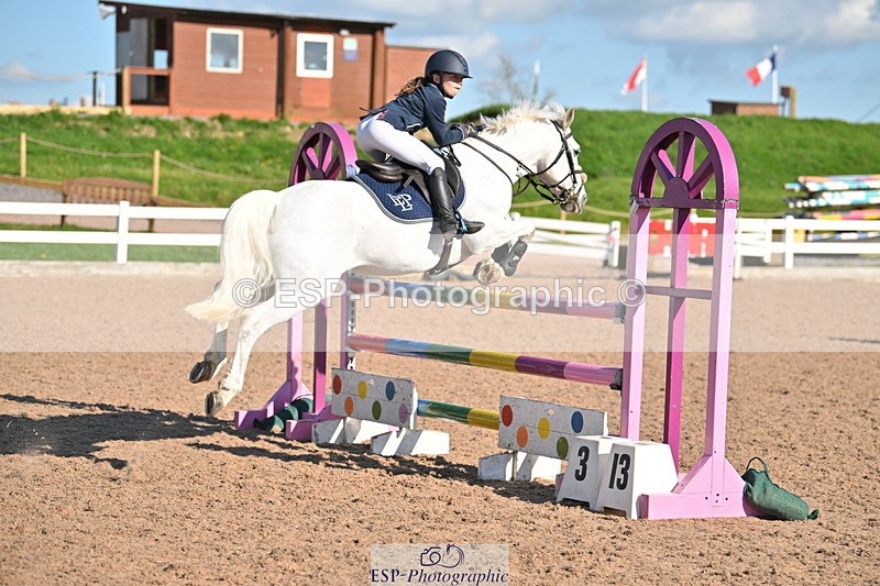 240504A-172937-03200 - Cls 24 Springboard 128cm & 138cm