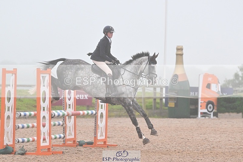 240813-194716-01024 - Classes 7 A&B 90cm