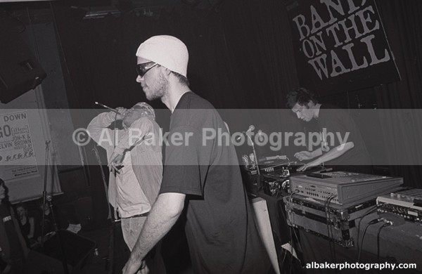 05 real-dolls - Friends-&-Family @ the-roadhouse 31.01.04