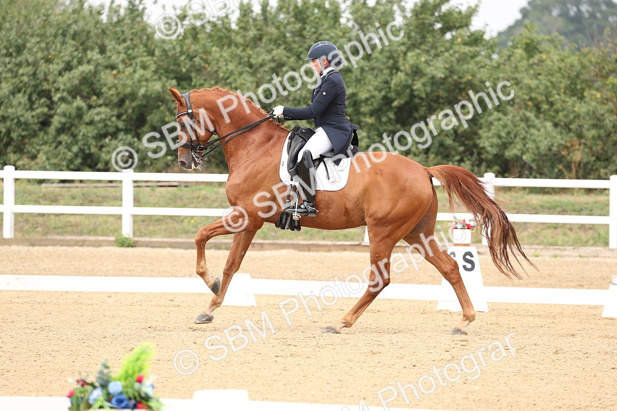 SBM_007054 - Class 9 - FEI INT I - 13.37-14.33