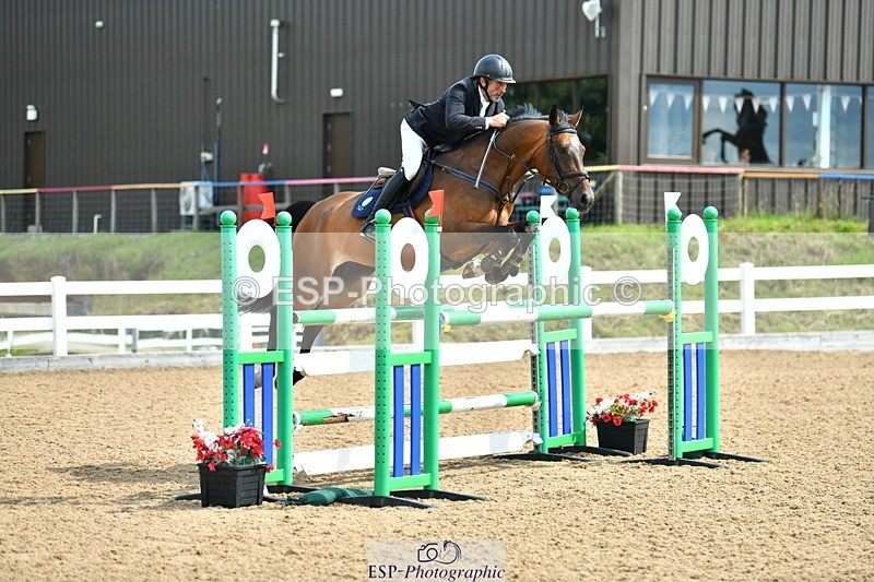 230721A-105121-05310 - Cls 30, 6 Yr Olds 1.20m