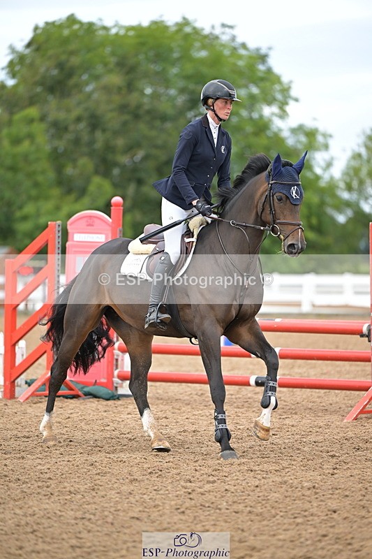240925A-104630-00117 - Cls 1 British Novice and 90cm Open