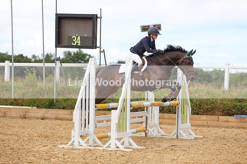 3E7A0030 - Class 9: Senior British Novice/90cm open