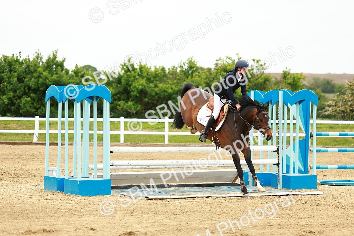 SBM_001105 - Class 4 - Senior Newcomers - 1.10m