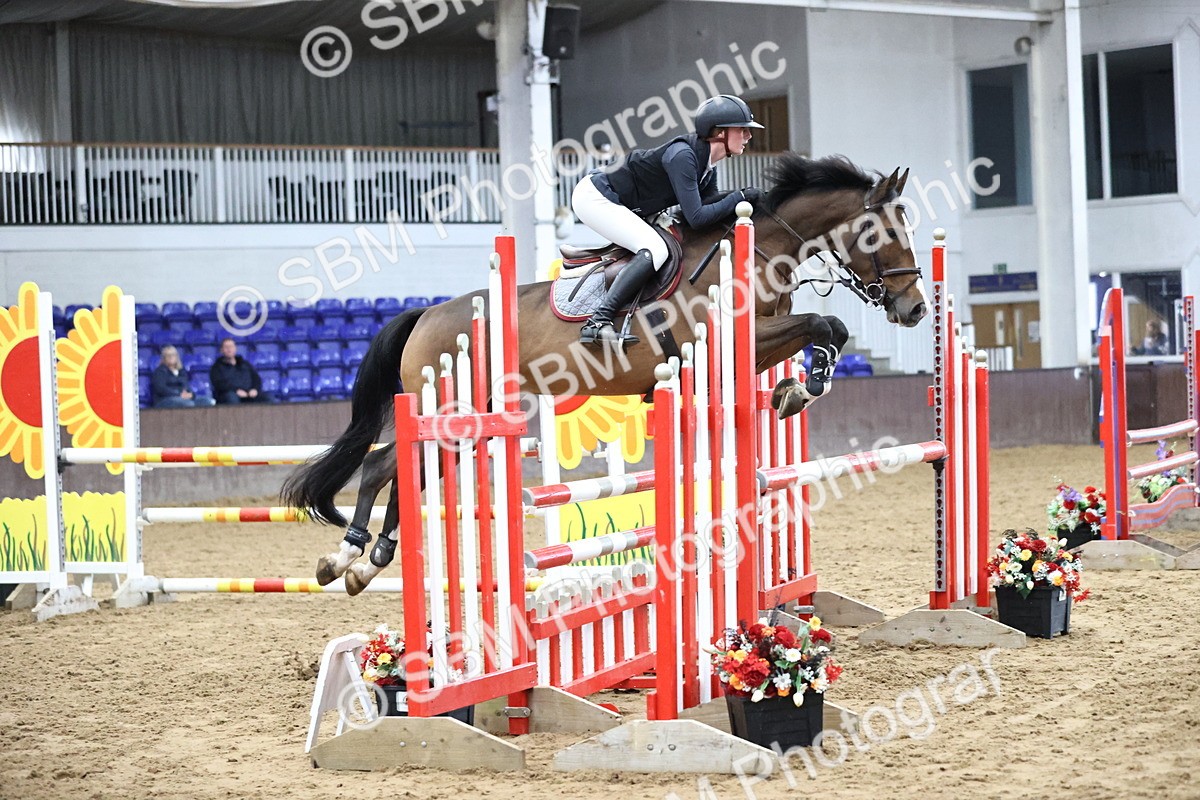 SBM_001254 - Class 5 - Blue Chip Pony Newcomers 1.00m Open