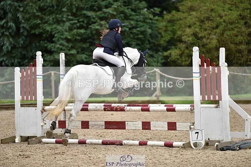 240802-110348-02579 - 80cm Round 1