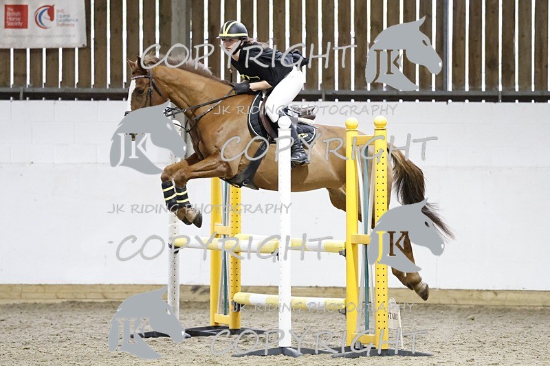 _T0A3429 - Class 8 90cm