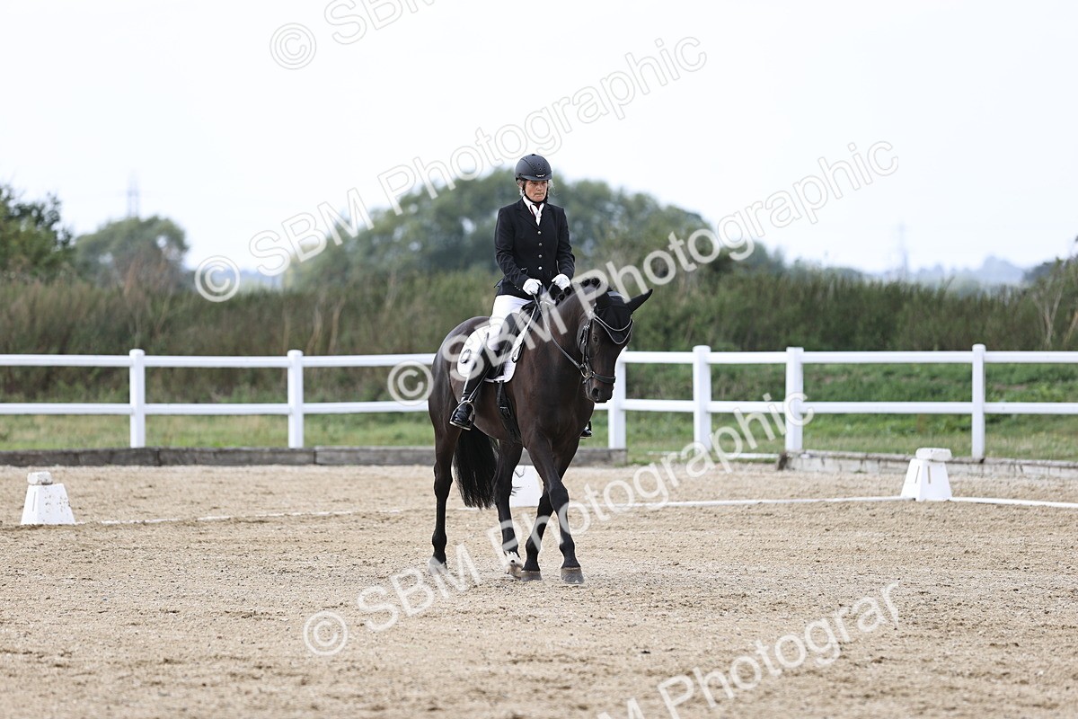 SBM_017959 - Class 14 - Novice 23 - 15.16-16.19