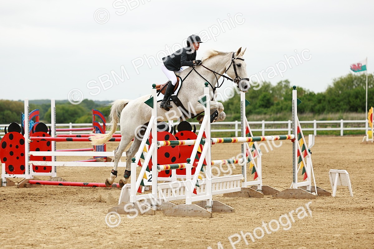 SBM_001097 - Class 5 - Senior Foxhunters - 1.20m