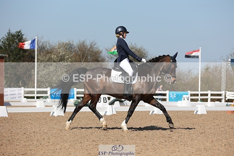 250405-120601-10330 - 112-Ella.Fraser-Brouwershavenss.Viceroy