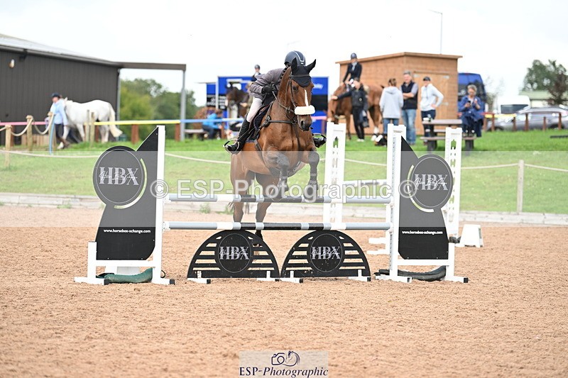 240908A-134605-04093 - Cls 15 U21 Intro 90cm-1.00m  Team Comp