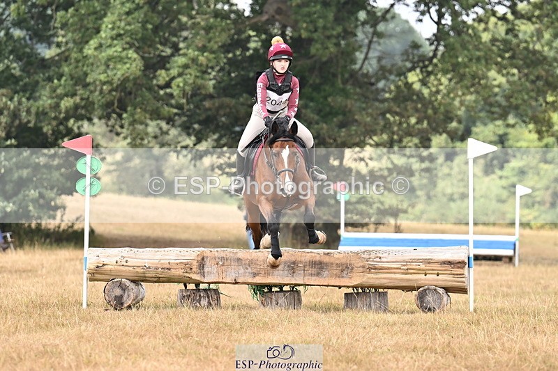 250824A-115125-35271 - 2044-Zoe.Langstaff