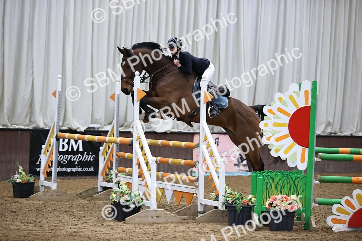 SBM_001730 - Class 4 - Senior Newcomers - 1.10m Open