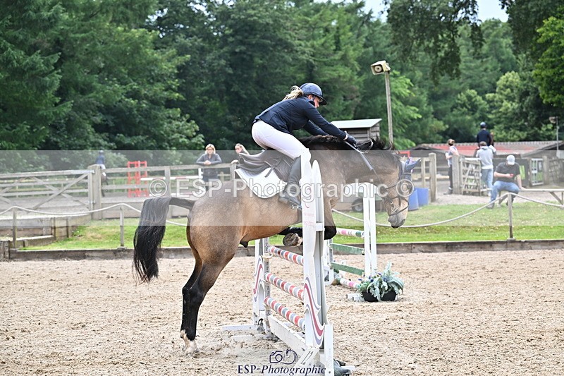 250613A-140128-01810 - Cls 12 95cm Amateur Quali