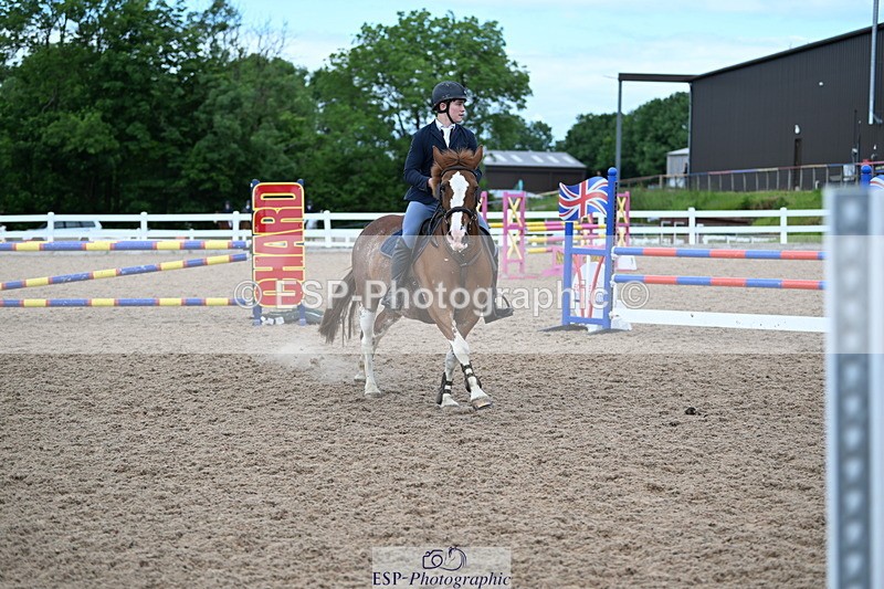 240608A-152216-01614 - Cls 11 Pony Newcomers and 1m Open