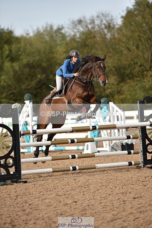 231015A-161706-09285 - Cls 27 1.10m Amateur Q 2nd R