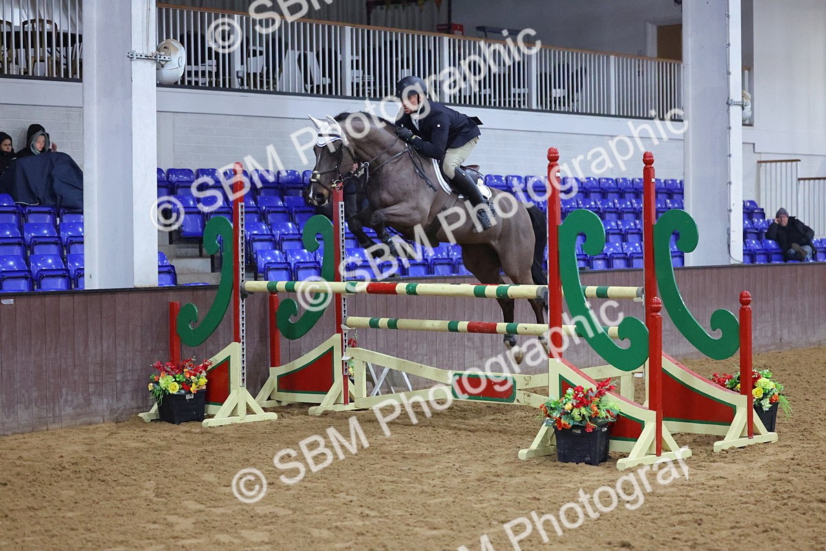 SBM_003008 - Class 17 - Redpost Equestrian Senior Foxhunter/ 1.20m Open - First Round (1.20m)