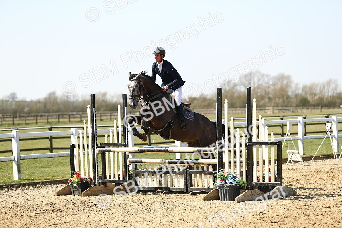 SBM_000830 - Class 3 - Senior Discovery - 1.00m