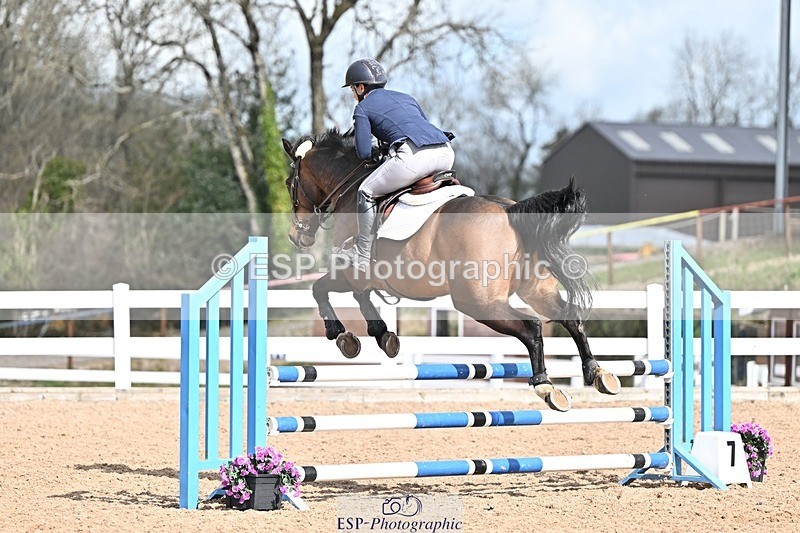 250328-105018-01331 - Cls 8 British Novice and 90cm