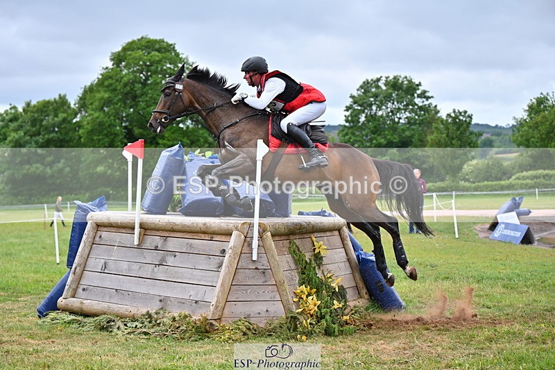 250524A-131906-10858 - B-373-Ben.Lee.Liles-FINCH.FANCY