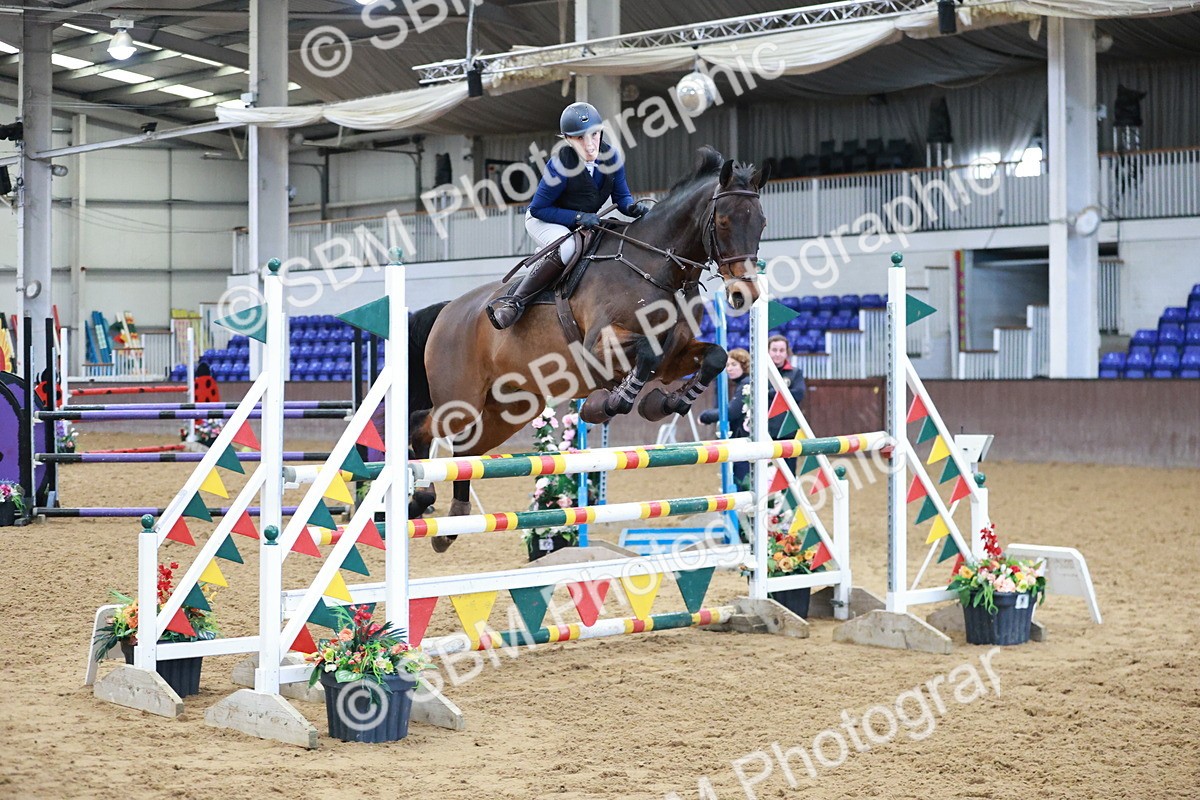 SBM_004003 - Class 11 - Senior Newcomers - 1.10m