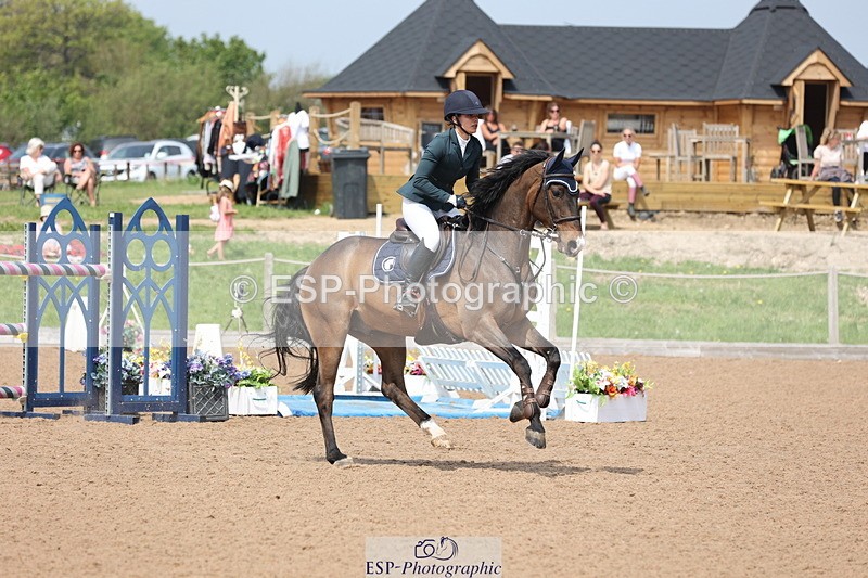 240511A-142821-14307 - Cls 36 National 1.30m Open