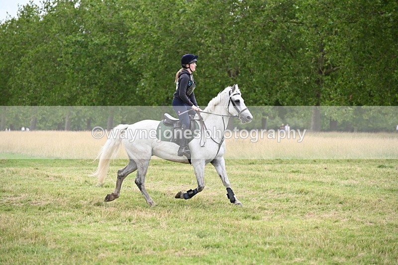 WJ6_4713 - Time at Jump 13:04 to 13:34