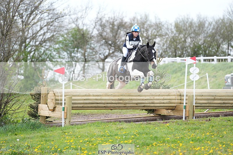 250419-171219-13700 - 857-Clemmie.Macdonald-ONLY.INCA