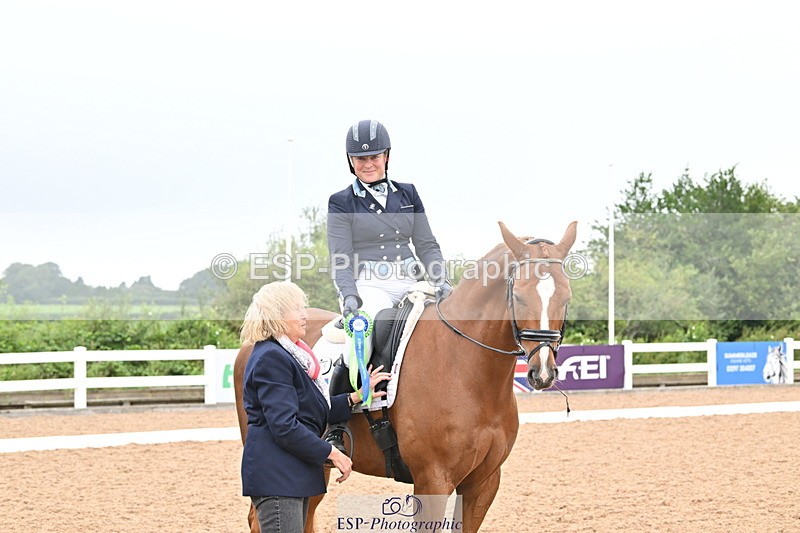 240815A-131232-01216 - Cls 8-P Freestyle Medium Silver