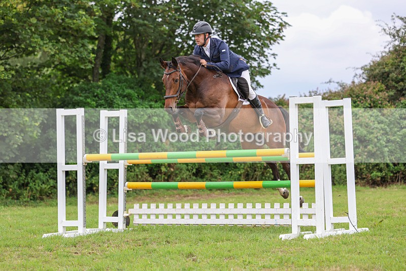 3E7A8070 - Class 7: Senior Newcomers/1.10m open