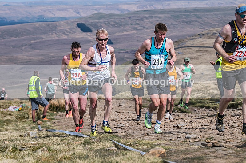 Pen-Y-Ghent-202 - The 3 Peaks Race Saturday 25th April 2026 - Pen Y Ghent