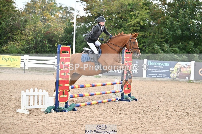 250920-100733-00126 - Cls 20+21 Club and Schools 60cm