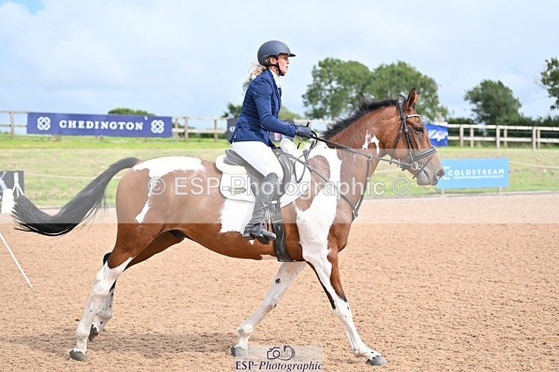 240813-154409-00075 - Clear round & 60cm