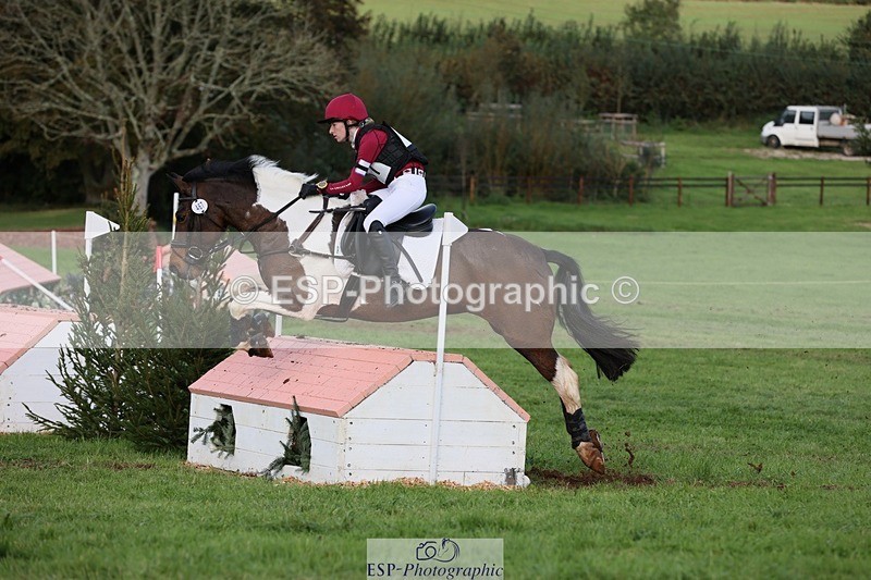 231021-143457-19961 - 467-WELLSHEAD.SQUIGGLE-Emily.Illing-SC+XC