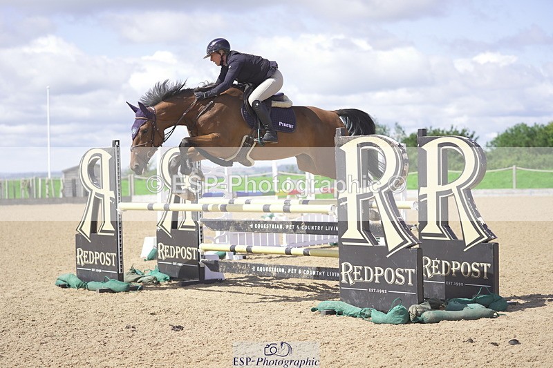 230806A-114042-01636 - Cls 13 Snr Newcomers & 1.10m Open