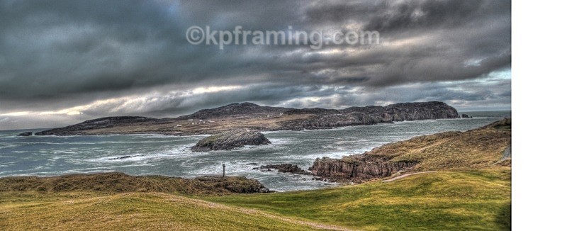 ogie with wee island - Copy - pictures of cruit island golf course caves beaches and owey&Arranmore Island)